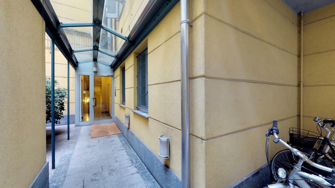Design Apartment Near Duomo Square Milan Exterior photo